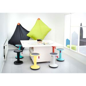 Табуретка Interstuhl Up 100U, кръгла, черна