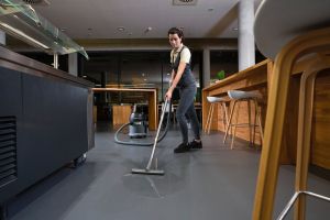 Karcher Прахосмукачка Professional NT 27/1 EU, за сухо и мокро почистване