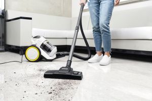 Karcher Прахосмукачка VC 3, с контейнер