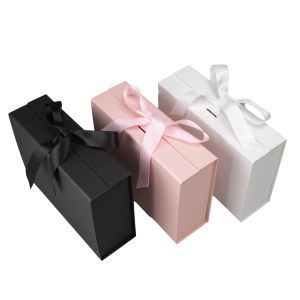 Office 1 Кутия Gift Box, с магнитно затваряне, сгъваема, 33 х 27 х 12 cm, бяла
