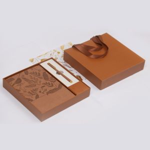 Office 1 Комплект тефтер и химикалка Floral Brown, в кутия, кафяви