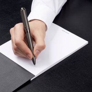 Hugo Boss Химикалка Elemental, в кутия, хром