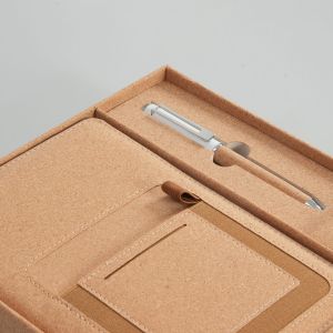 Office 1 Комплект тефтер и химикалка Floral Cork, в кутия