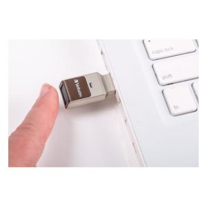 USB флаш памет Verbatim Secure, USB 3.2, 32GB, с пръстов отпечатък