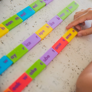 Learning Resources Домино за съставяне на думи, дълги гласни, на английски език