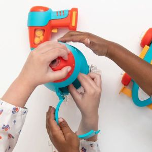 Learning Resources Игра за проектиране и пробиване Ракета